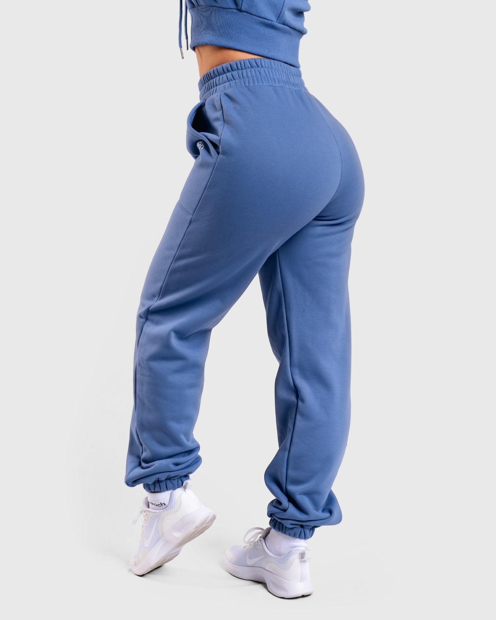Blue Vibe Sweatpants - Peach Tights - Sweatpants