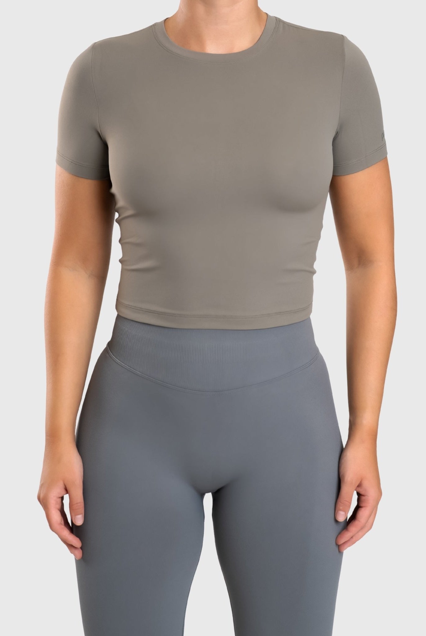 Green Dry - Fit Cropped T-shirt - Peach Tights - T-shirt