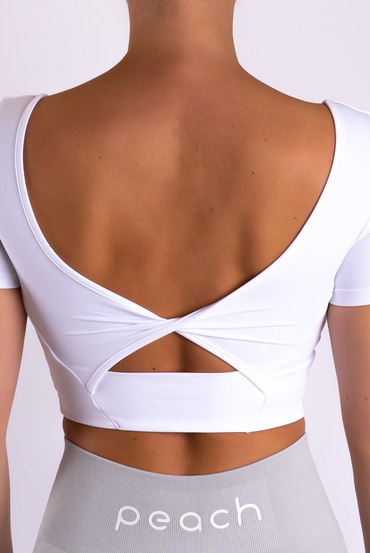 White Bow T-shirt - Peach Tights -