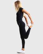 Black Classic Deluxe T-shirt - Peach Tights - T-shirt