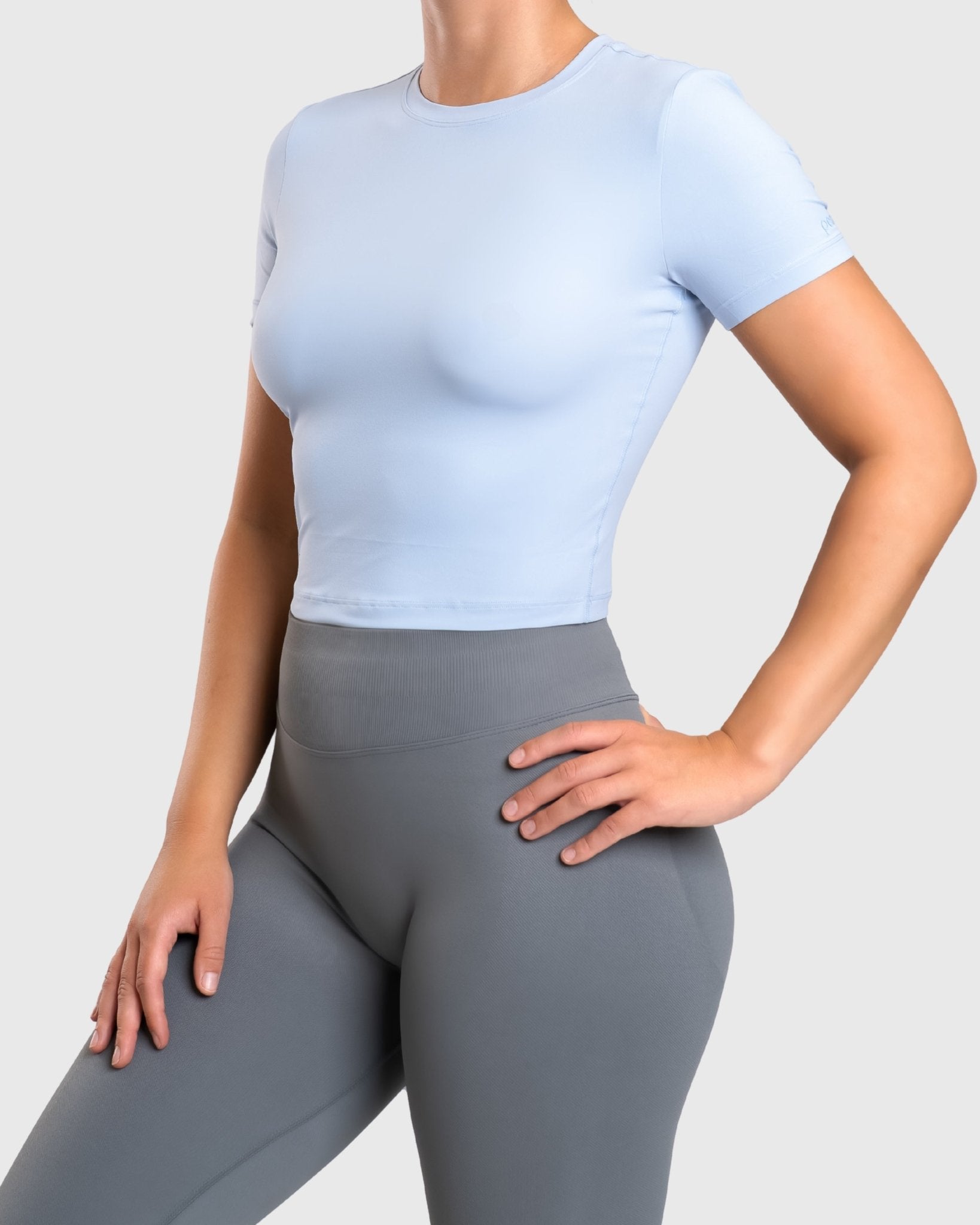 Blue Dry - fit Cropped T-shirt - Peach Tights - T-shirt