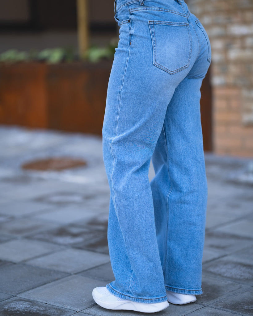 Light Blue Straight - leg Jeans - Peach Tights - Jeans