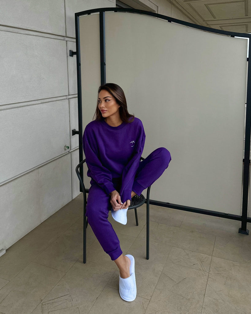 Purple Basic Crewneck - Peach Tights - Sweatshirt