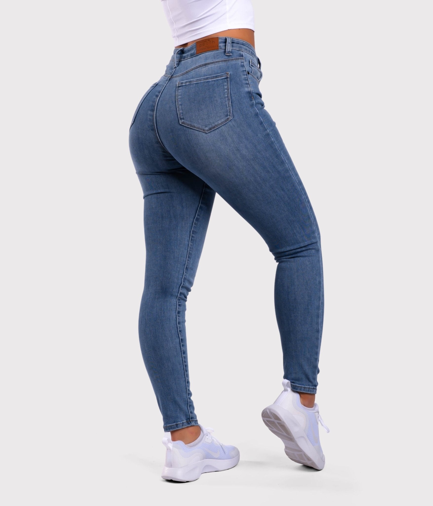 Dark Blue Skinny Jeans - Peach Tights -