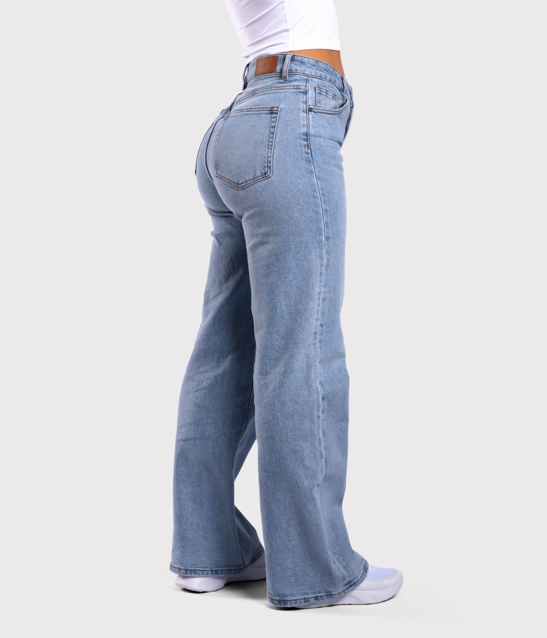 Light Blue Straight-leg Jeans - Peach Tights -