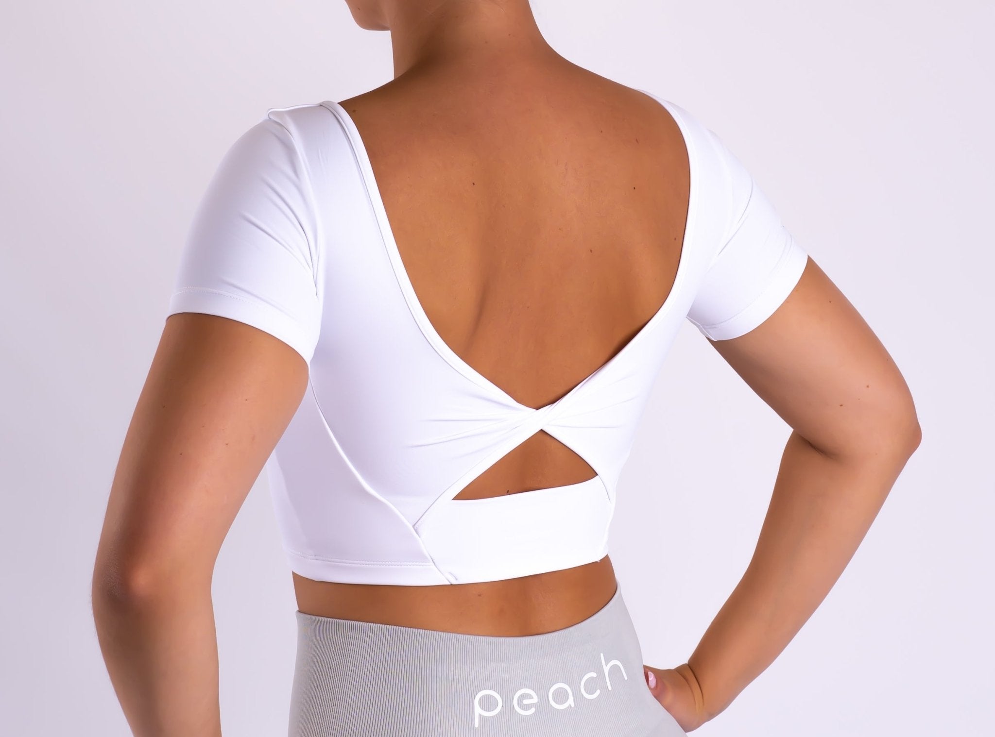 White Bow T-shirt - Peach Tights -