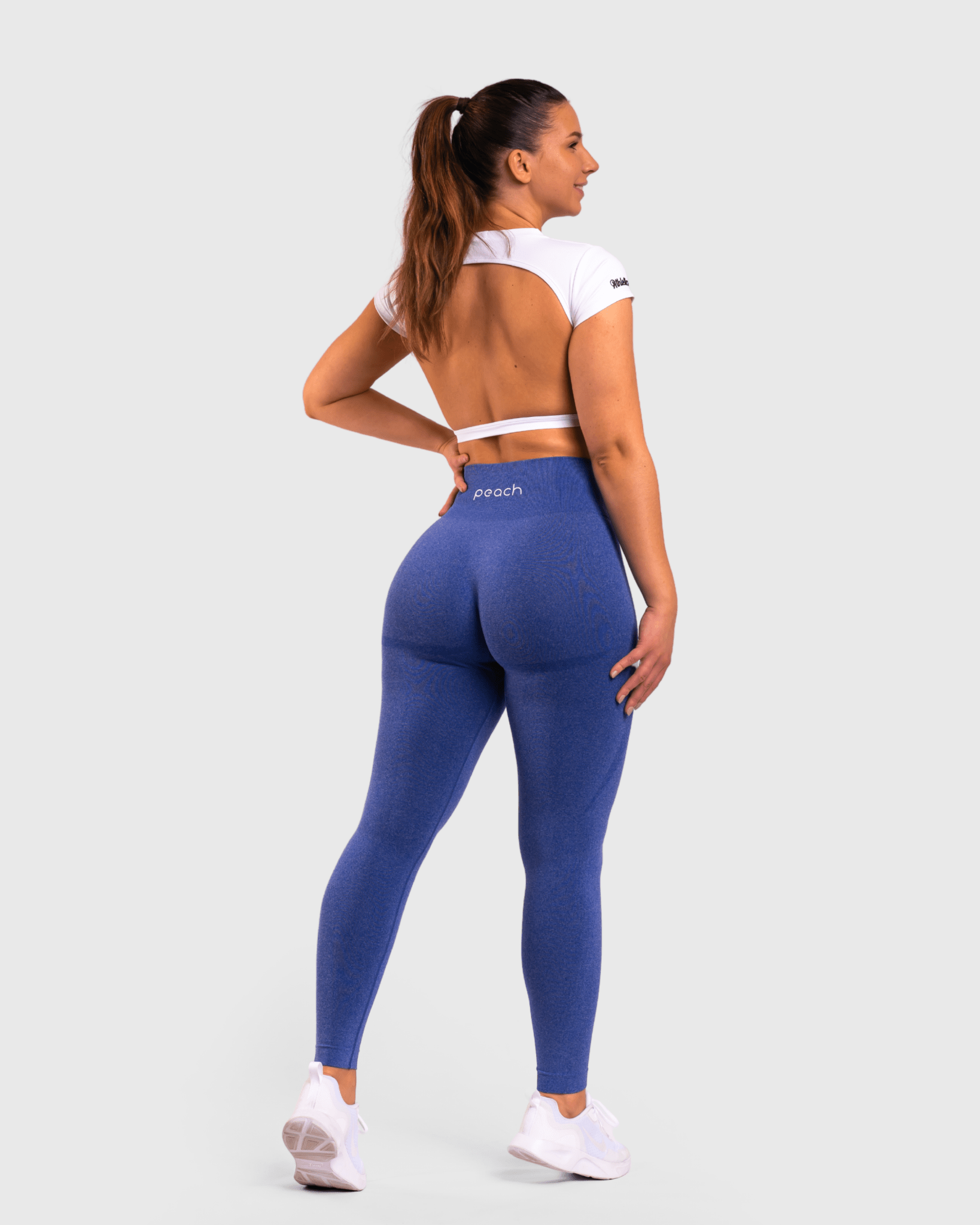 White Zenith T-shirt - Peach Tights - T-shirt